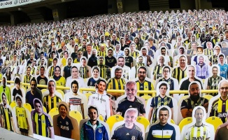 Fenerbahçe Kulübü Ülker Stadı&#039;na taraftar kartonetleri yerleştirdi