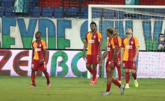 Galatasaray Rize&#039;de ağır yaralı