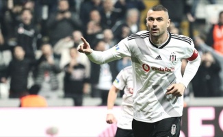 Burak Yılmaz'dan Beşiktaş'a veda mesajı