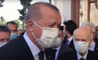 Erdoğan ve Bahçeli Fatih Sultan Mehmet Han&#039;ın türbesini ziyaret etti