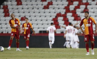 Galatasaray, Antalya&#039;da galibiyeti son dakikalarda kaçırdı