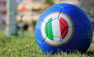 İtalya Serie A&#039;da kulüpler ligin seyircili maçlarla tamamlanmasını istiyor