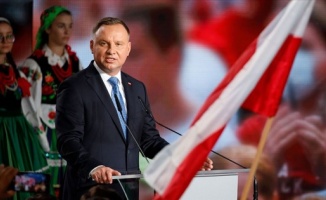 Polonya&#039;da cumhurbaşkanı seçimini Duda kazandı