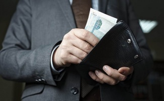 Rusya Maliye Bakanlığı, memur maaşlarının endekslenmesinin durdurulmasını önerdi