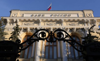 Rusya Merkez Bankası&#039;ndan, bankalarda pasaport yerine ehliyet kullanımı fikrine destek