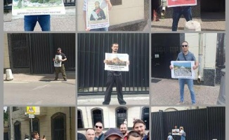 Türkiye&#039;nin Moskova Büyükelçiliği yanında &quot;Ayasofya Camii”ne protesto gösterisi