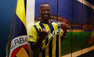 Fenerbahçe Mame Thiam'ı transfer etti