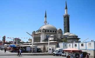 Taksim&#039;e yapılan caminin genel işçiliğinin yüzde 65&#039;i tamamlandı