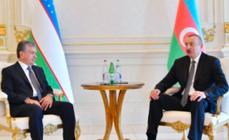 Azerbaycan Cumhurbaşkanı Aliyev: Kardeş Özbekistan halkıyla dayanışma içindeyiz!
