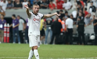 Gökhan Töre yeniden Beşiktaş'ta