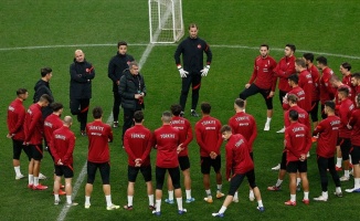 A Milli Futbol Takımı'nda Sırbistan maçı hazırlıkları başladı