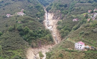 Giresun'daki sel afetinde hayvanlarını kaybeden çiftçilerin mağduriyeti giderildi