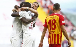 Kayserispor evinde Sivasspor'a 3-1 yenildi