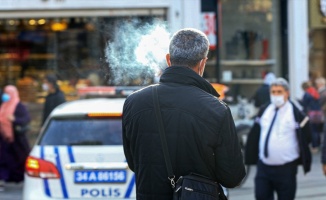 İstanbul&#039;da tüm pazar yerlerinde sigara içilmesi yasaklandı