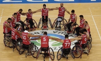 Tekerlekli Sandalye basketbolcuların Federasyonu neden olmasın?