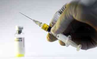 ABD&#039;de ilk Kovid-19 aşısının bugün resmen onaylanması bekleniyor