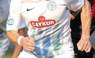 Çaykur Rizespor&#039;da 3 futbolcu ve 3 personelin Kovid-19 testi pozitif çıktı