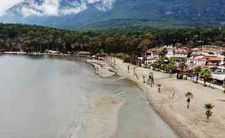 Muğla&#039;da deniz suyu 40 metre çekildi