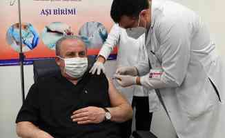 TBMM Başkanı Şentop Kovid-19 aşısı oldu