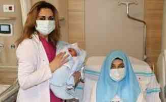 Erzurum Şehir Hastanesinde suda doğan ilk bebeğe &#039;Ertuğrul&#039; adı verildi