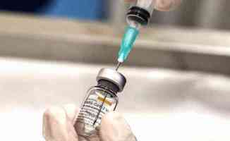 Ameliyatı planlanmış hastalara Kovid-19 aşısında öncelik verilmesi öneriliyor