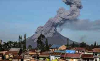 Endonezya&#039;nın Sinabung Yanardağı&#039;nda hareketlilik