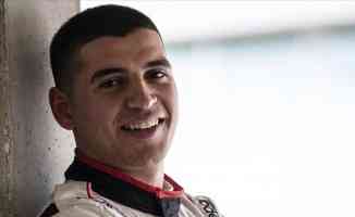 Milli otomobil yarışçısı Ayhancan Güven&#039;in yeni takımı belli oldu