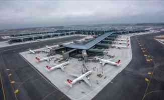 Türkiye havalimanlarında martta 7 milyonu aşkın yolcuya hizmet verildi