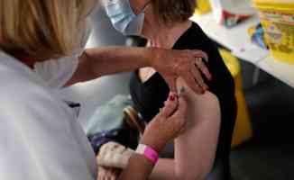 Dünya genelinde 1 milyar 600 milyondan fazla doz Kovid-19 aşısı yapıldı