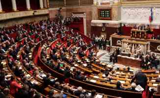 Fransa&#039;da 16 emekli generalin Meclisteki siyasi gruplara &#039;iç savaş&#039; uyarısı yaptığı ortaya çıktı