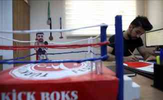 Milli kick boksçu Cebrail Gençoğlu ringde madalya, fakültede akademik kariyer peşinde