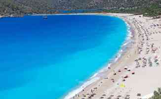Antalya&#039;ya gelen turist sayısı 1,5 milyonu aştı