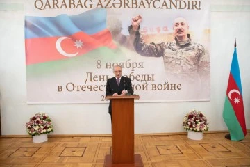 8 Kasım Azerbaycan'ın Zafer Günü Moskova'da coşkuyla kutlandı