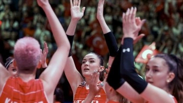 A Milli Kadın Voleybol Takımı, Milletler Ligi'nde yarın Belçika'yla karşılaşacak