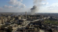 AA, Esed rejimi ve destekçilerinin İdlib'e bombardımanını havadan görüntüledi