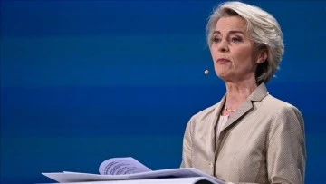 AB Komisyonu, Başkan von der Leyen'in İtalya'yı eleştiren raporu ertelettiği iddiasını reddetti