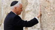 ABD Başkan Yardımcısı Pence 'Ağlama Duvarı'nı ziyaret etti