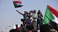 ABD'nin 'terör listesinden' çıkmak isteyen Sudanlılar İsrail'le normalleşme şart