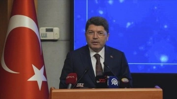 Adalet Bakanı Tunç: Yeni bir anayasa hedefimizden hiç vazgeçmiyoruz