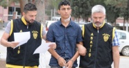 Adana'da hırsızı ev sahibi yakaladı