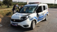 Adana'da kamyon ile polis aracı çarpıştı: 2 yaralı
