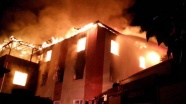 Adana'da öğrenci yurdunda yangın