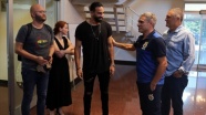 Adil Rami, Ersun Yanal ve ekibiyle tanıştı