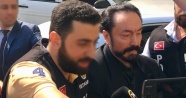 Adnan Oktar&#039;ın evinden adeta cephanelik çıktı