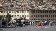 Afganistan'da milletvekiline bombalı saldırı