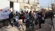 Afrin'deki ailelere insani yardım