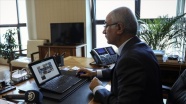 AK Parti Genel Başkan Yardımcısı Ala'nın oyu 'İşitme engelli hastayla iletişim'e