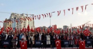 Akademisyenlerden Taksim Meydanı’nda Milli İradeye Saygı ve Demokrasi Yürüyüşü