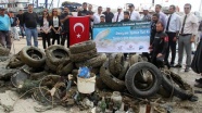 Akdeniz'den ayda 100 ton çöp temizlediler