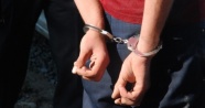 Alanya’da dolandırıcılık ve sahteciliğe 2 tutuklama